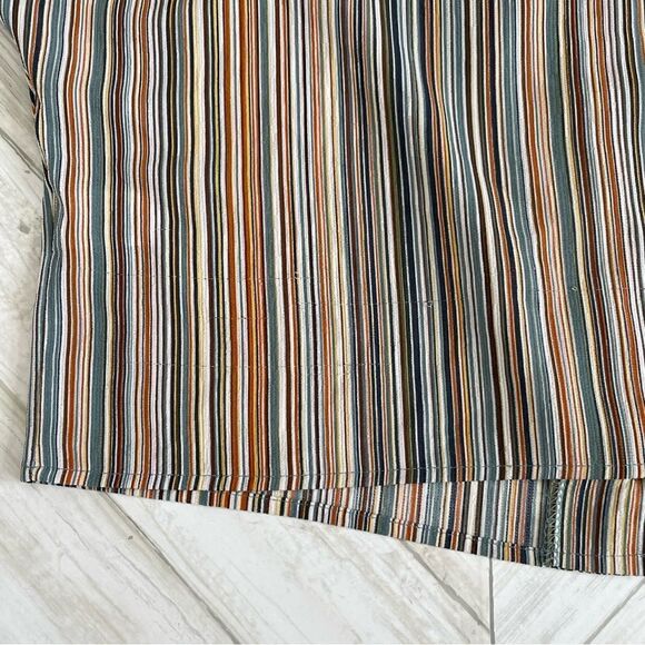 Sadie & Sage Striped Crop Top size Medium - Picture 7 of 7